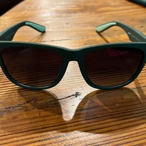 Goodr sunglasses army green with green writing
